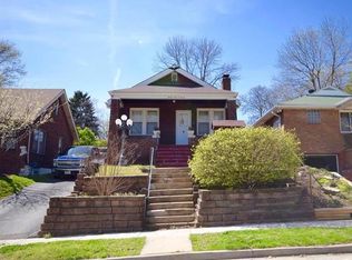 2107 Princeton Pl, Saint Louis, MO 63117