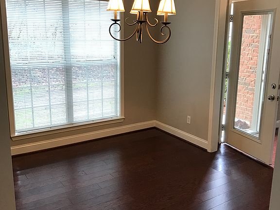 5th image of 468 Highland Cove Dr