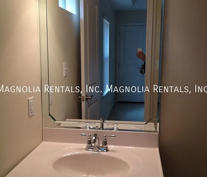 3903 S Fairmont Ave #5 — Photo 8