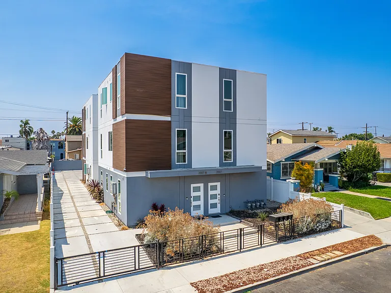 3987 Dalton Ave — Photo 31