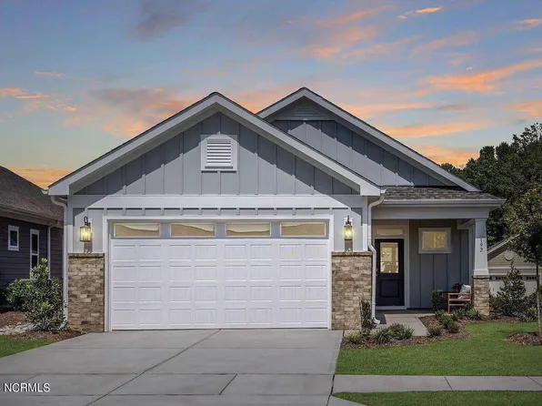 1076 Ben Thomas Drive NE, Leland, NC 28451