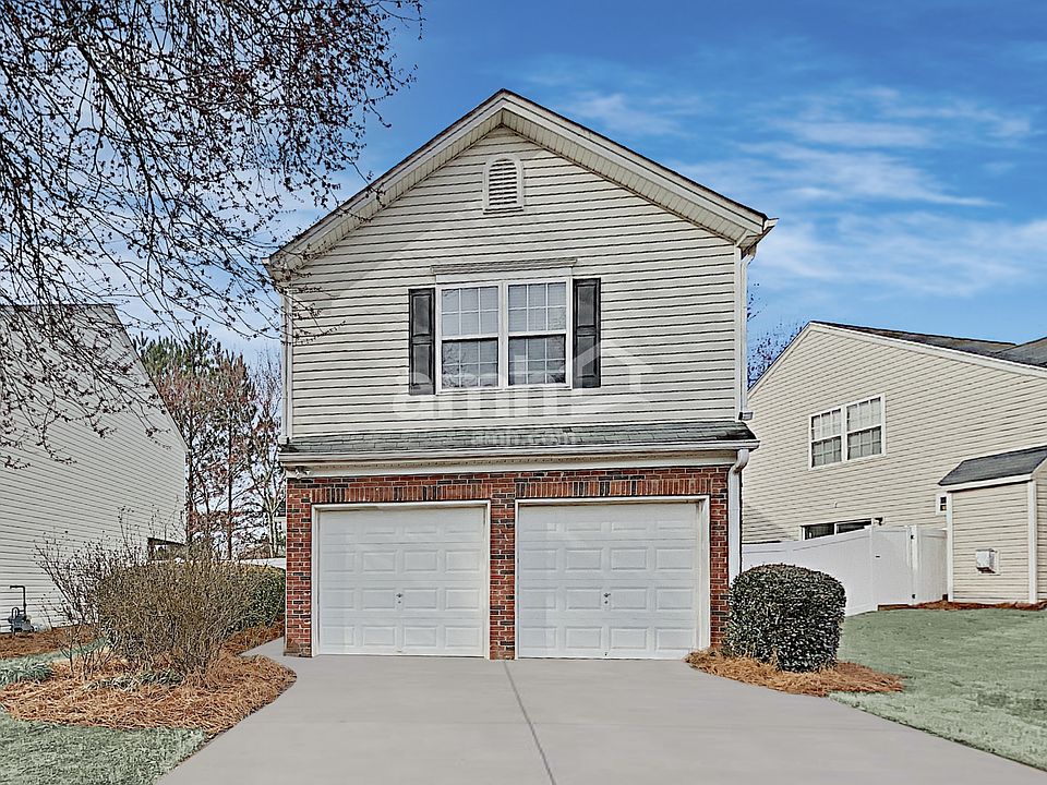 1st image of 112 Ilex Dr