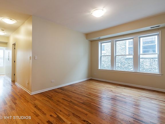 4th image of 1738 W Foster Ave APT 3R
