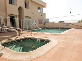 10225 Hillhaven Ave APT 101, Tujunga, CA 91042