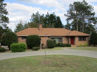 8 Harness Pl, Pinehurst, NC 28374
