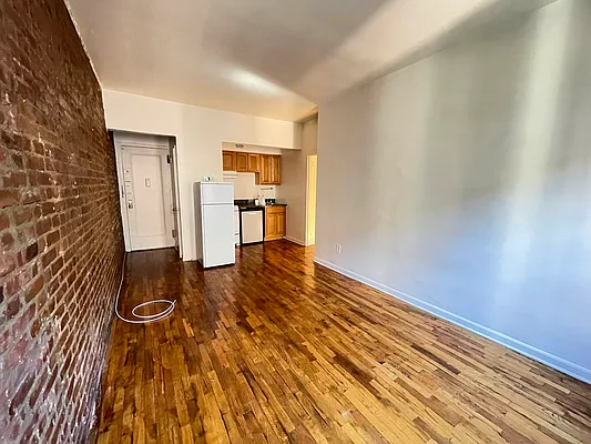 Rented by Best Apartments North Inc | media 10