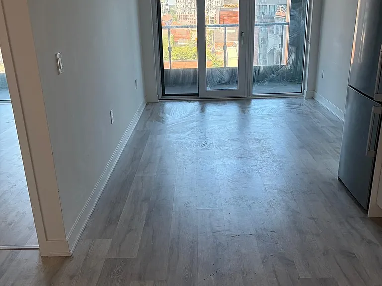 70 Princess St #806-E — Photo 11