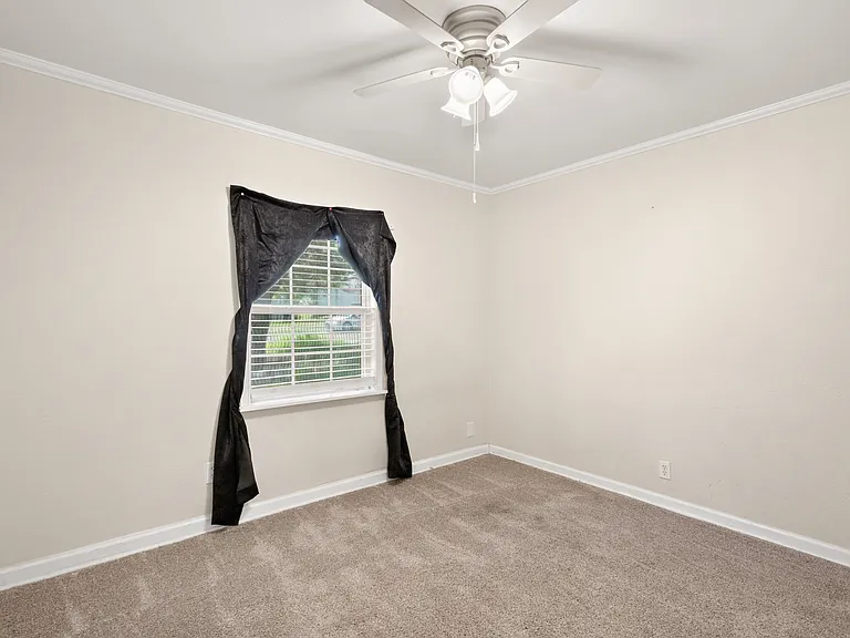4823 Blue Heron St — Photo 12