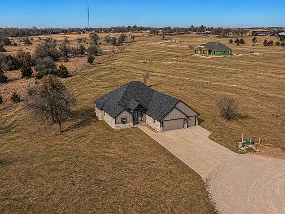 3rd image of 2434 Winding Ridge Dr