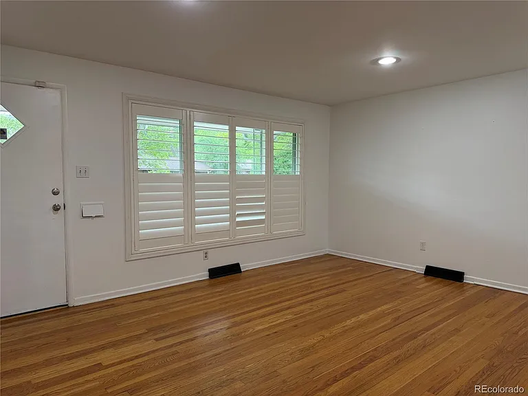 4105 S Inca St — Photo 1