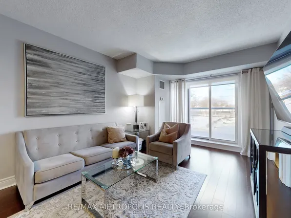 701 Sheppard Ave W #228, Toronto, ON M3H 0B2