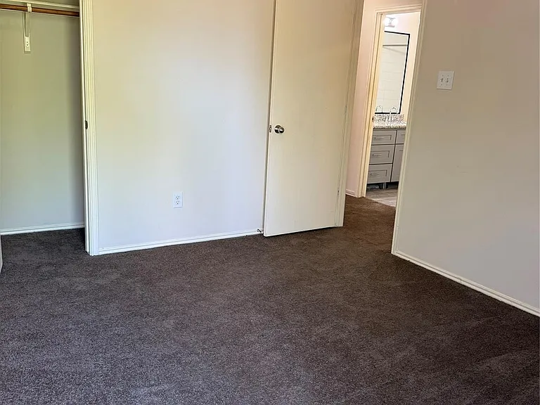 15823 Regal Trace Ln — Photo 20