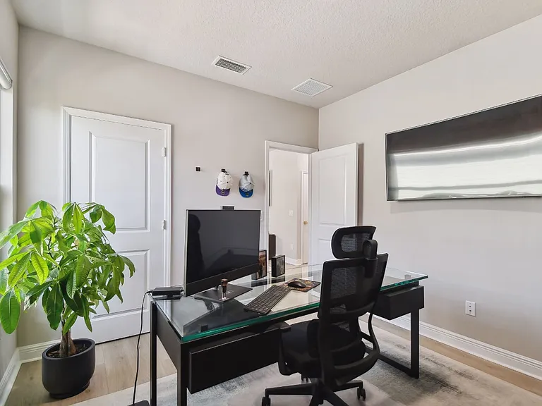 3814 W De Leon St #2 — Photo 28