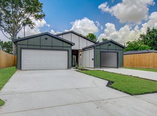 5315 Dewberry St #A, Houston, TX 77021