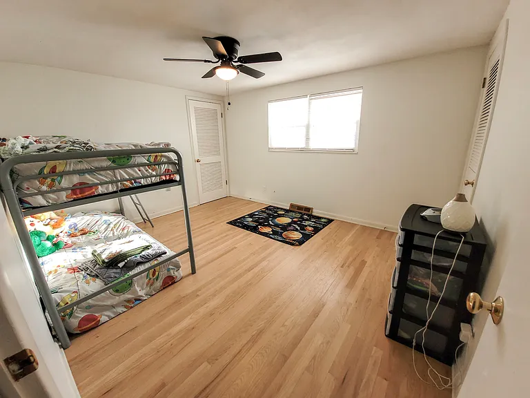 517 E McGee St — Photo 24
