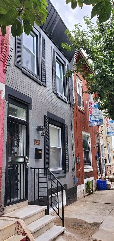 1615 Edgley Temple Housing — Photo 1