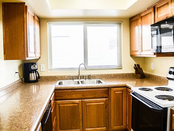 4th image of 7006 E Jensen St Unit 130