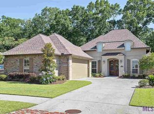 37409 Whispering Hollow Ave, Prairieville, LA 70769