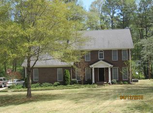 59 Howard Ln, Lillington, NC 27546