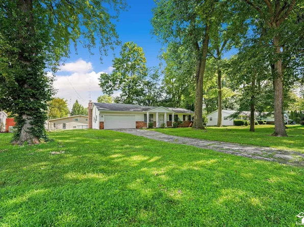 1256 Navaho Trl, Temperance, MI 48182