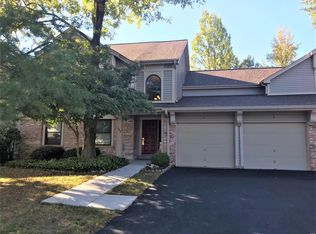 702 Lofty Point Dr APT A, Ballwin, MO 63021