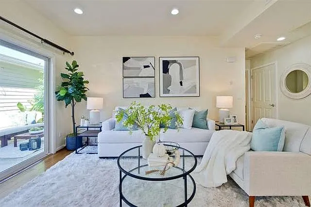 2 bed, 1150 sqft, $3,950 — Photo 3
