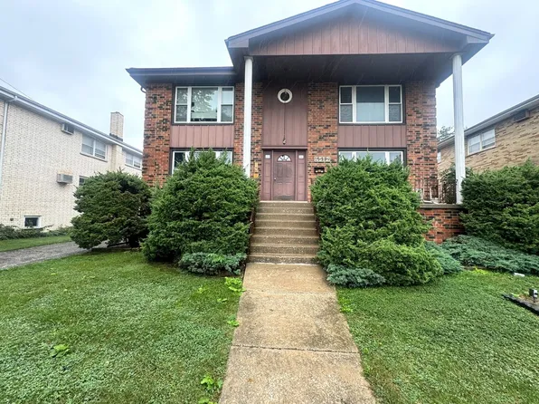 4512 Grove Ave APT 2N, Brookfield, IL 60513