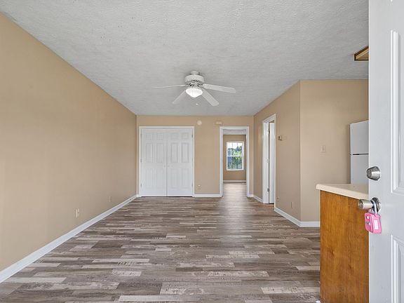 2nd image of 308 Thompsonville Ln APT 804