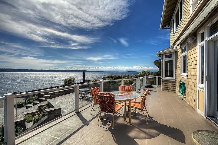 11095 Arroyo Beach Pl SW, Seattle, WA 98146 | Zillow