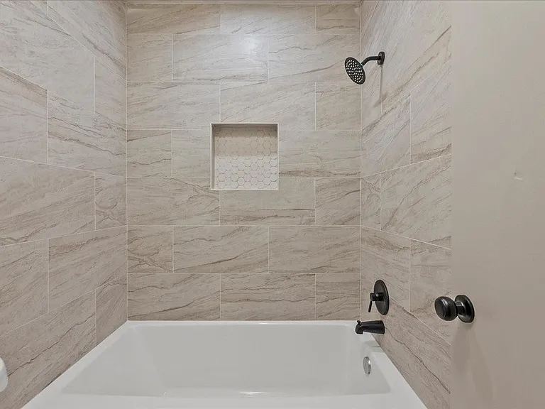 10912 Dogwood Dr — Photo 20