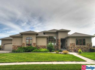 9803 Hazeltine Ave, Omaha, NE 68136