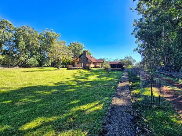 94-2664 Lorenzo Rd, Naalehu, HI 96772