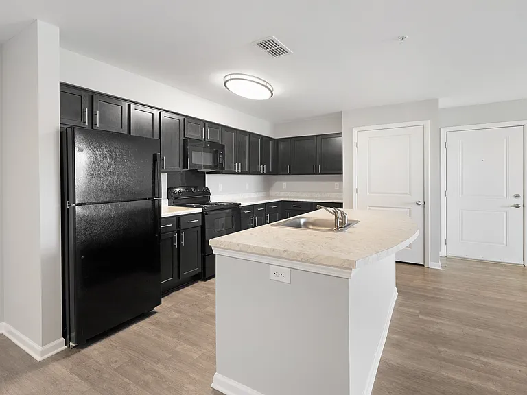 Gateway Pointe — Photo 18