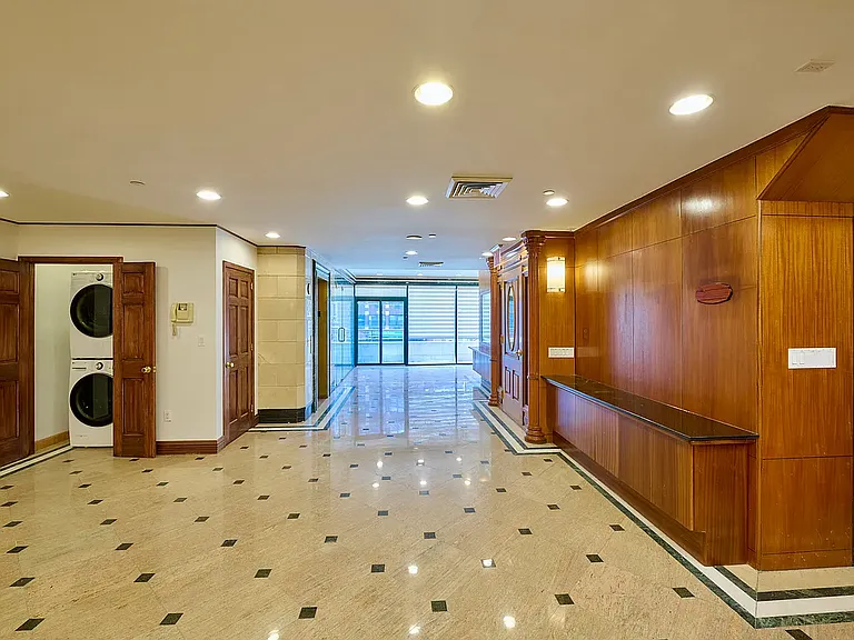 207 Bowery #3 — Photo 8