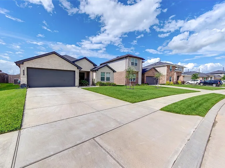29910 Ousel Falls Ln — Photo 2