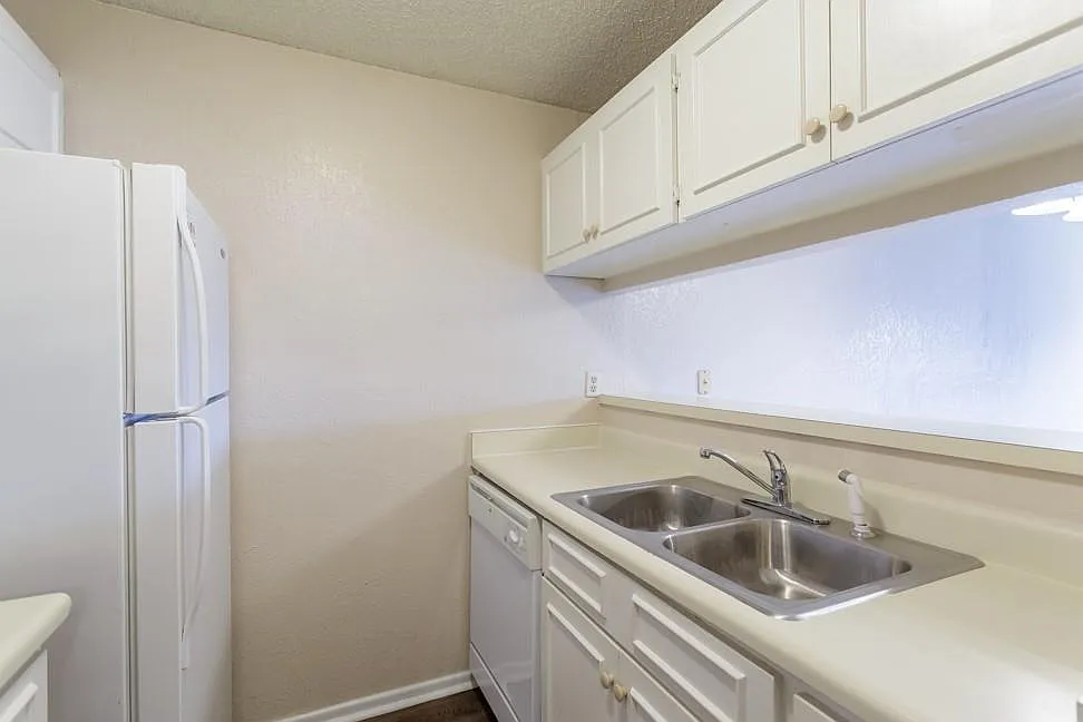 2 bed, 2.5 bath, 1168 sqft, $1,500 — Photo 4