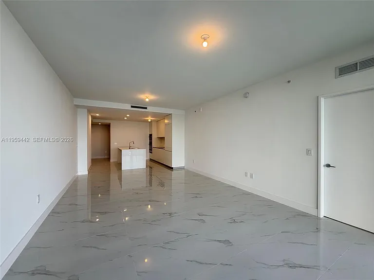 700 NE 24th St #3503 — Photo 10