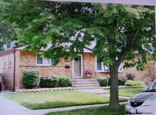 5313 Oak Center Dr, Oak Lawn, IL