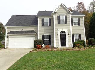1624 Oak Knoll Ln, Charlotte, NC 28214