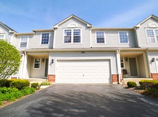 3021 Peachtree Cir, Aurora, IL 60502