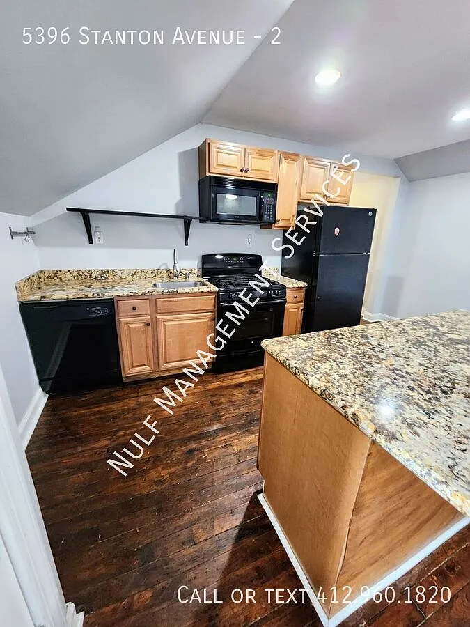 1 bed, 1 bath in Stanton Heights — Photo 1
