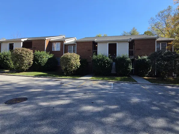 6839 Scarlet Oak Dr, Roanoke, VA 24019