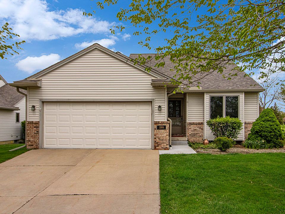 1st image of 599 Sycamore Cir