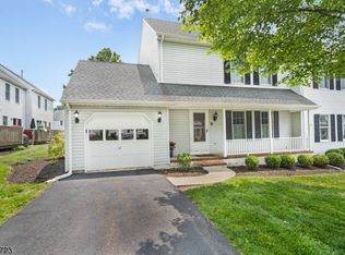 39 Kingswood Rd, Branchburg, NJ 08876