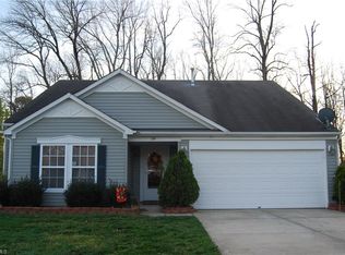 124 Walnut Crossing Dr, Whitsett, NC 27377