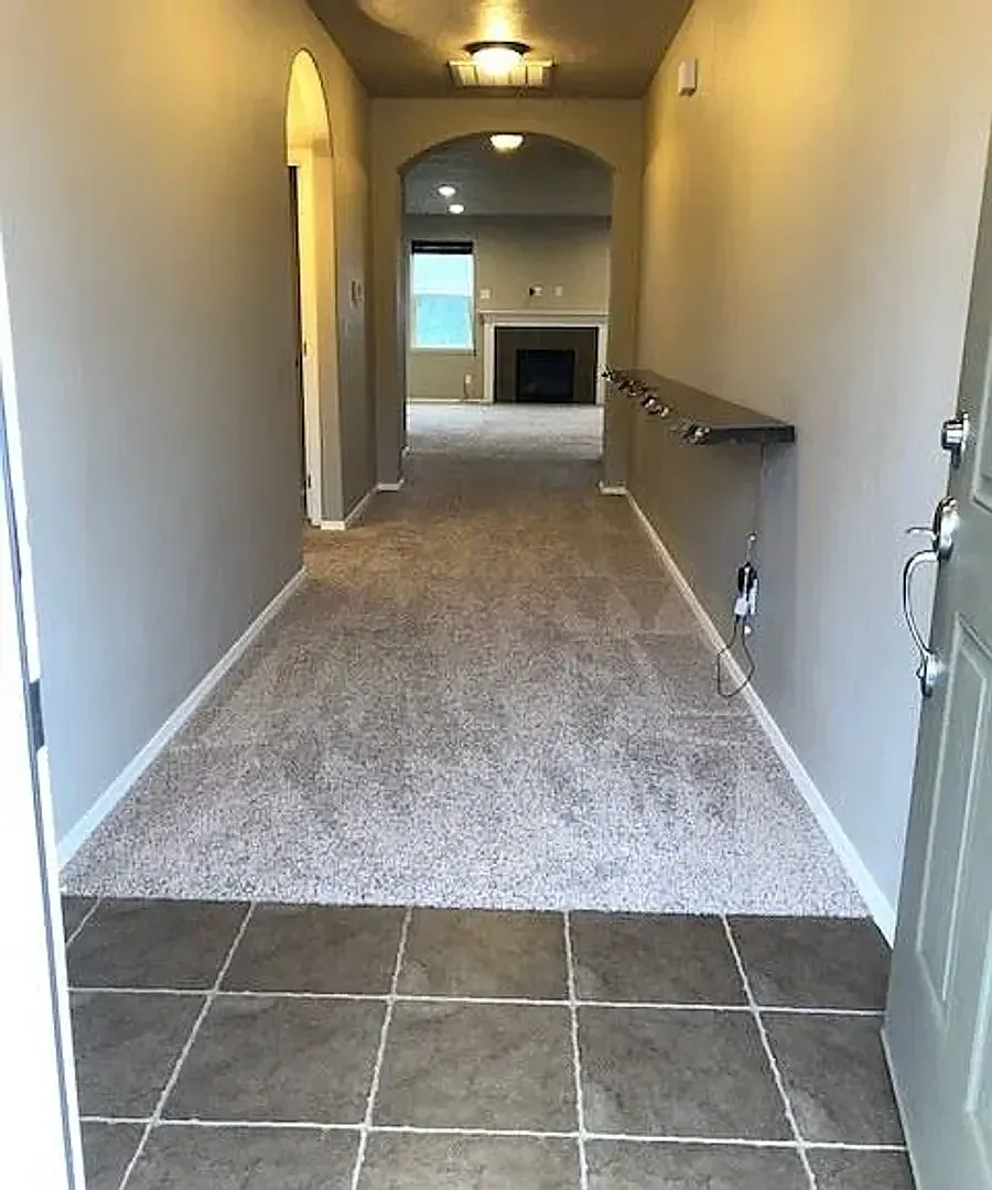one level house located in North Albany — Photo 2
