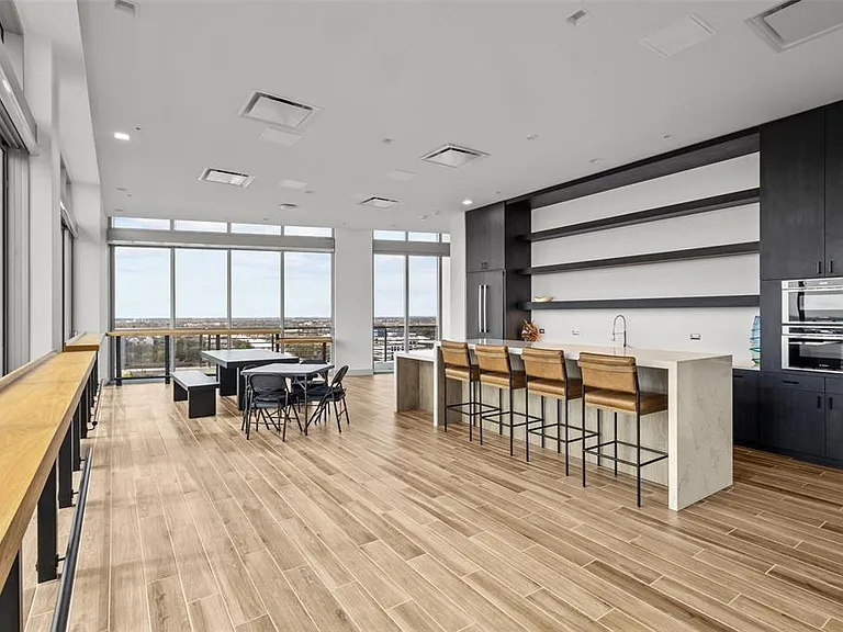 777 3rd Ave N #1504A — Photo 35