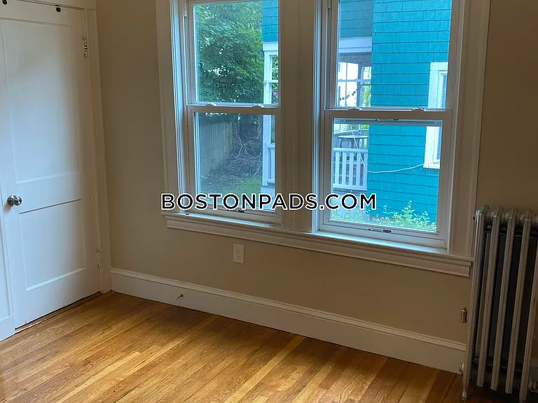 64 Frederick Ave #1 — Photo 7