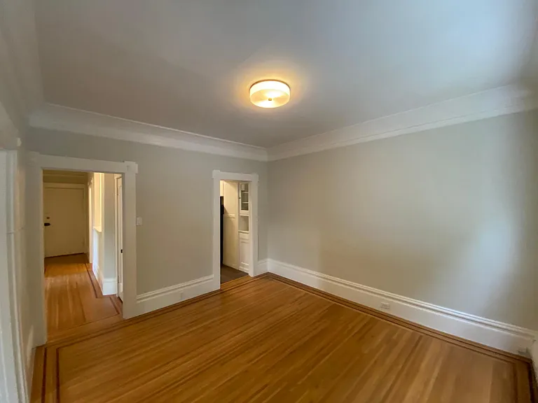 BONUS ROOM AND VIEW TO KITCHEN