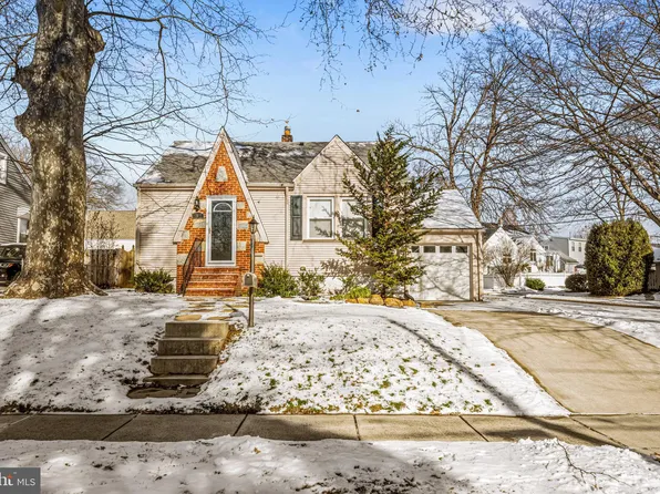 1301 Sylvan Dr, Haddon Heights, NJ 08035